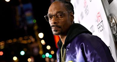 Snoop Dogg Comes Under Fire For Allegedly Smoking Weed Around His Grandchildren