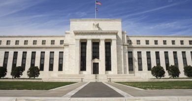 Ignore hawkish FOMC minutes, Fed will cut rates in 2024: UBS