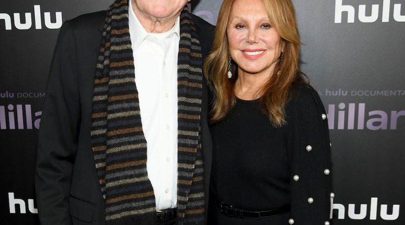 Phil Donahue, Talk Show Legend and Husband of Marlo Thomas, Dead at 88