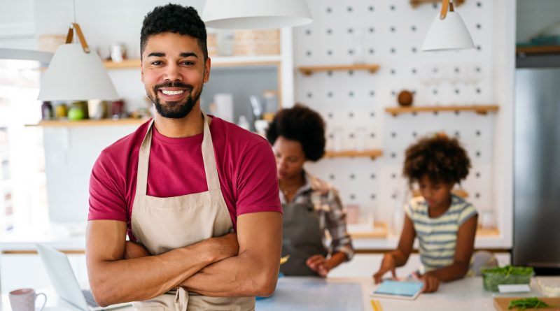 Thriving locally: 5 simple tips to promote your local business online