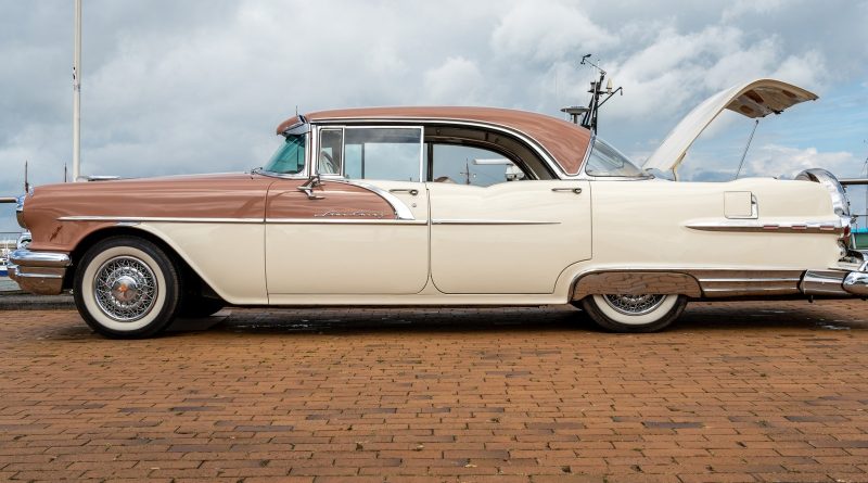 5 Classic Pontiac Cars From The 1950s (And What They’re Worth Today)