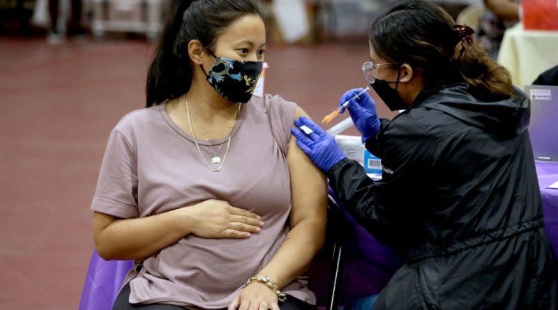 Here’s Why Getting a Covid Shot During Pregnancy Is Important