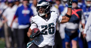 Saquon Barkley dominates in return to New York as Eagles blow out Giants                          Oct 20, 2024