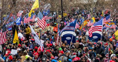 F.B.I. Offers New Details on Jan. 6 Pipe Bomb Suspect, Seeking Tips