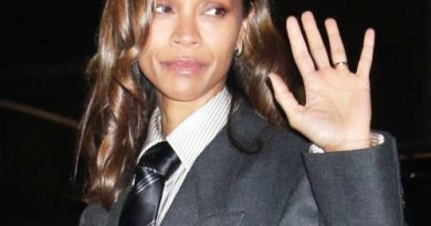 Zoe Saldana reveals her first kiss was with a girl