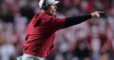 Oklahoma head coach Brent Venables to call defensive plays in 2025