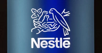Nestle stumbles while Reckitt advances as CEOs push for growth