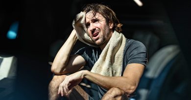 The 4 Skincare Benefits of a Post-Workout Shower, According to Dermatologists