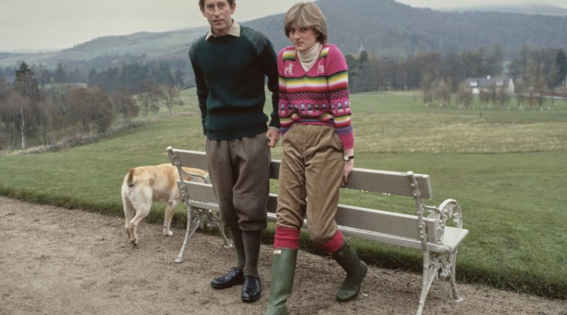 Princess Diana’s Favorite Hunter Boots Are Trending for Fall 2025