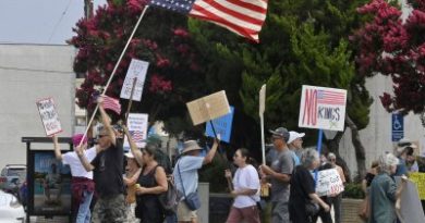 Supreme Court overturns block on LA immigration raids