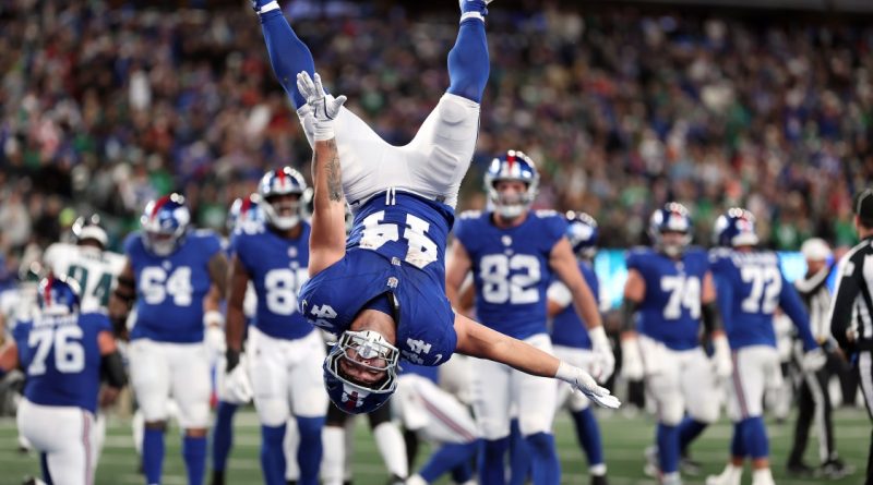 NFC East update: Commanders, Cowboys waste a Giant gift