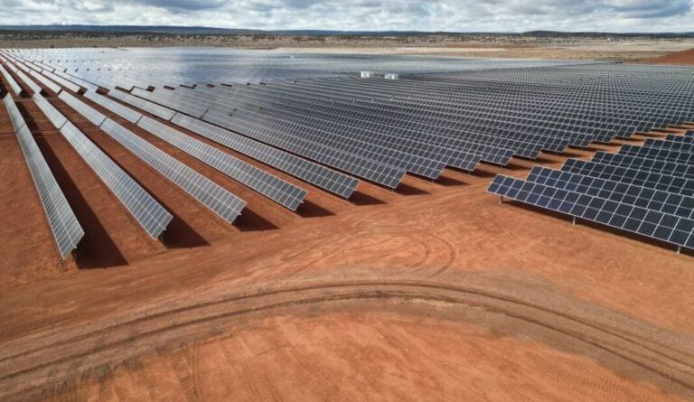 Solar corporate funding sees uptick in Q3 2025 with US$6.5 billion