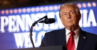 20 Republicans Rebuke Trump Executive Order, Side With Democrats