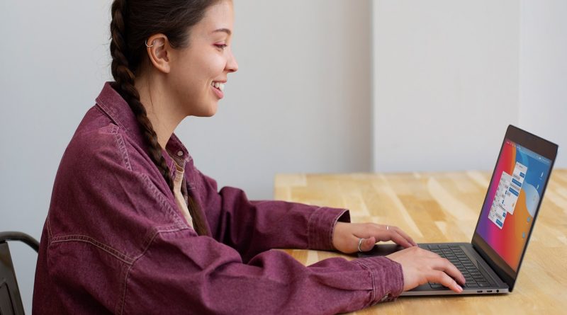 This $25 Windows 11 Pro bundle comes with bonus training courses This $25 Windows 11 Pro bundle comes with bonus training courses