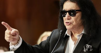 Gene Simmons rips Rock & Roll Hall of Fame for embracing hip-hop: ‘It’s not my music’