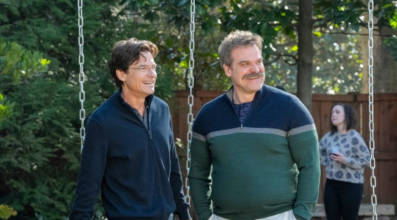 Jason Bateman, David Harbour, and Linda Cardellini Make DTF St. Louis a 7-Episode Dark Comedy Romp