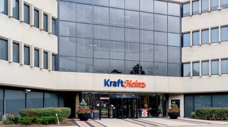 Buffett bets on Kraft Heinz as shock split suspended