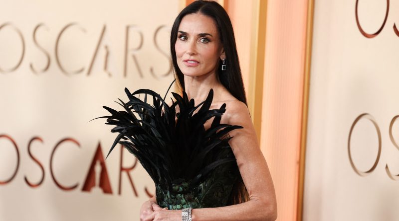 Demi Moore Was Giving Black Swan Glamour at the 2026 Oscars