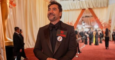 Javier Bardem sports anti-war pin, says ‘free Palestine’ at Oscars