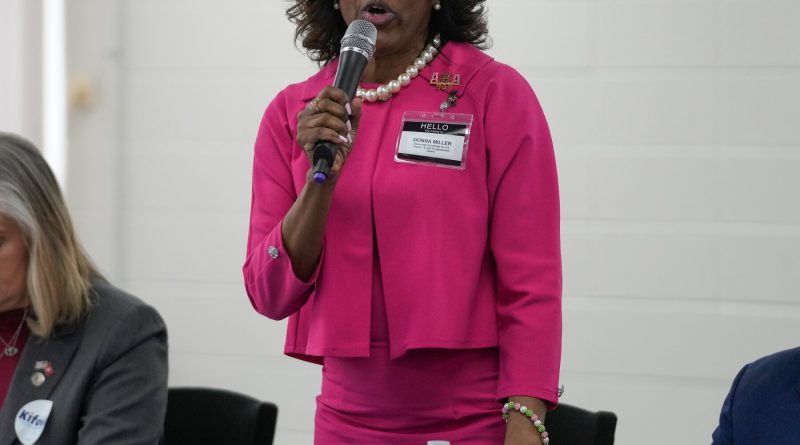Donna Miller Beats Jesse Jackson Jr. in Illinois House Primary
