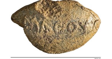 2,100 years ago, someone hurled a rock inscribed with ‘Learn your lesson!’
