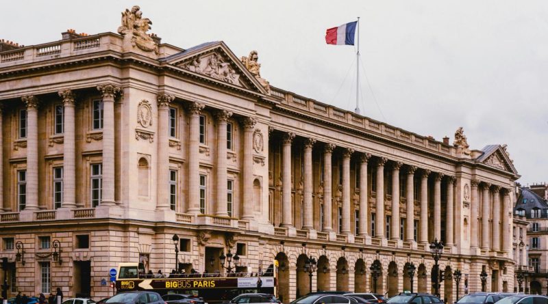 France’s finance minister calls for more euro stablecoins in sign of government policy shift