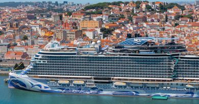 Even sceptics of large ships will be impressed by this superbly run giant