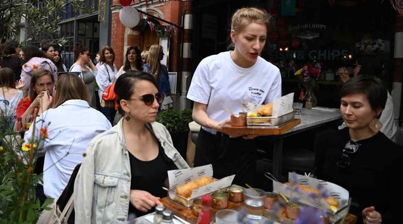 Zero-hour contract crackdown risks job losses, business warns