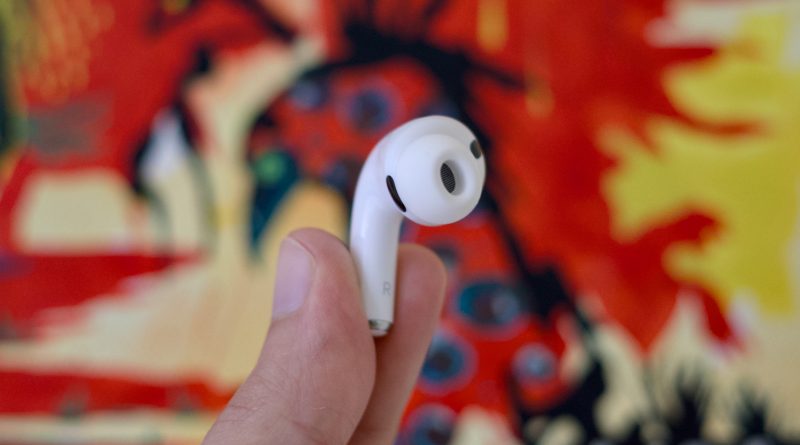 Get Apple’s best earbuds for $50 off: AirPods Pro 3 are a steal at $200