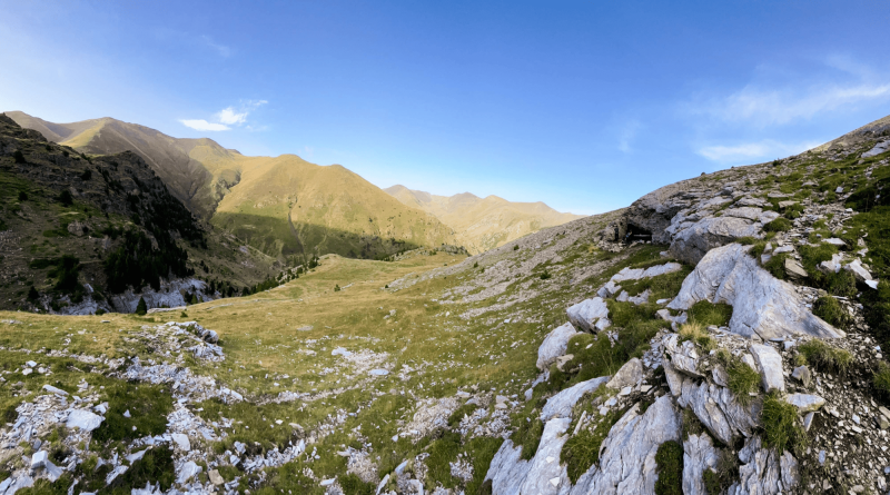 Prehistoric child’s finger bone, bear tooth pendant, and more discovered in Spanish cave