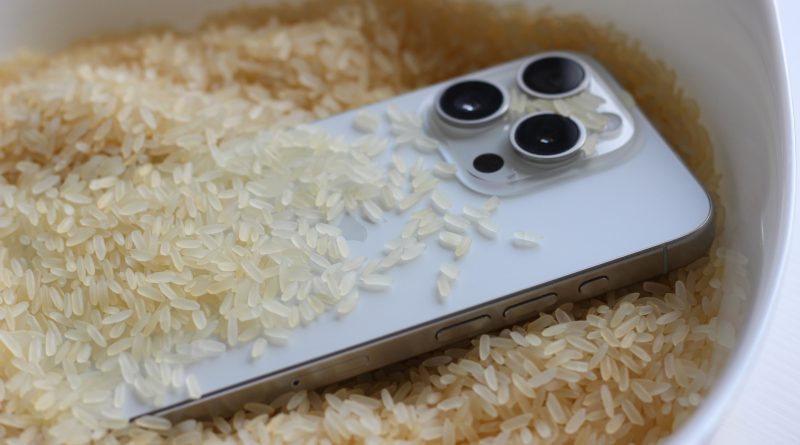 Drying Your Phone In Rice Is Actually A Myth