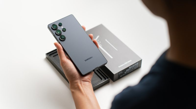 Avoid These 5 Mistakes When Setting Up A New Phone