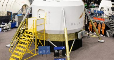 NASA is set to begin training with a prototype of Blue Origin’s crew moon lander NASA is set to begin training with a prototype of Blue Origin’s crew moon lander