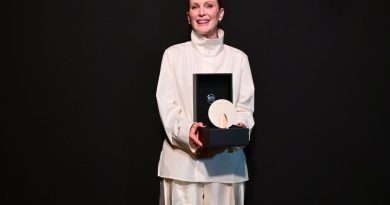 Julianne Moore Makes a Powerful Argument for Female-Led Stories: “I’m Always Looking for Women”