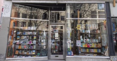 Over half of Australia’s bookshops closed within a decade. Should the government help?