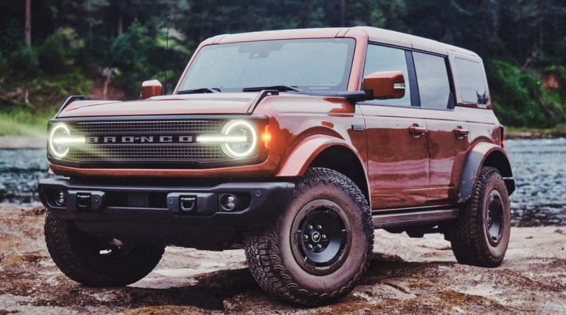This New Bronco Pairs The Raptor Engine With The Sasquatch Package