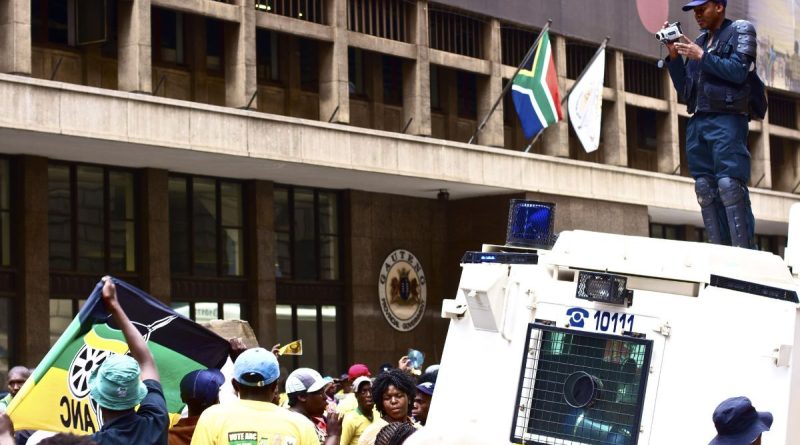 Anti-immigrant protests hurt South African businesses
