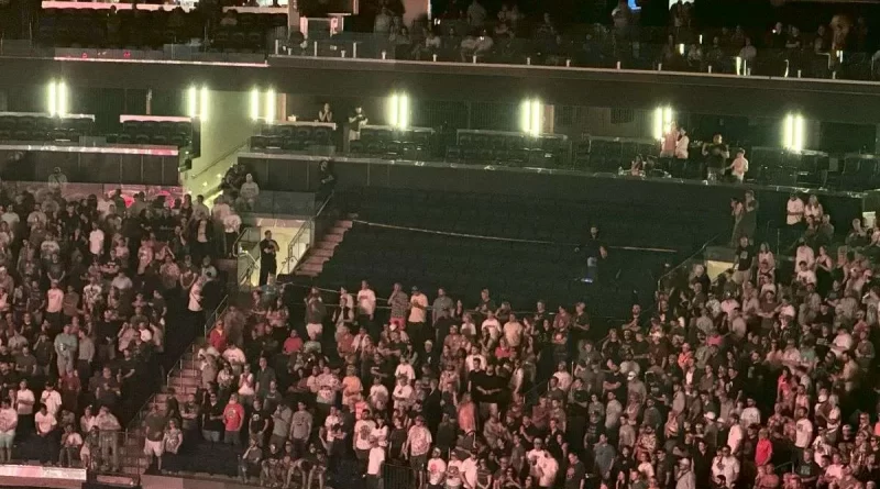 Man Falls to His Death from Upper Level at Madison Square Garden During Goose Concert